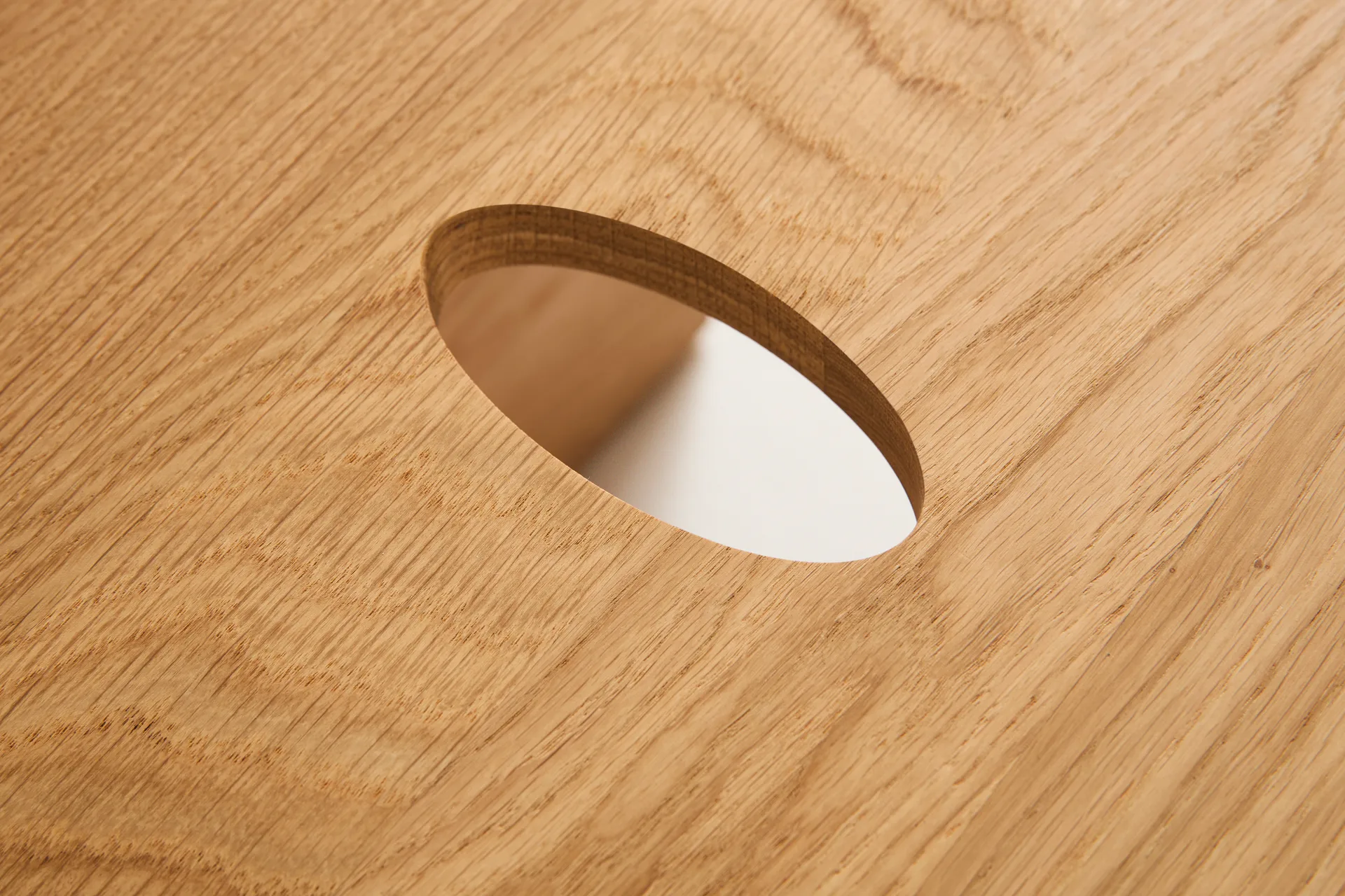 Wood Box soffbord, Oljad ek HAY