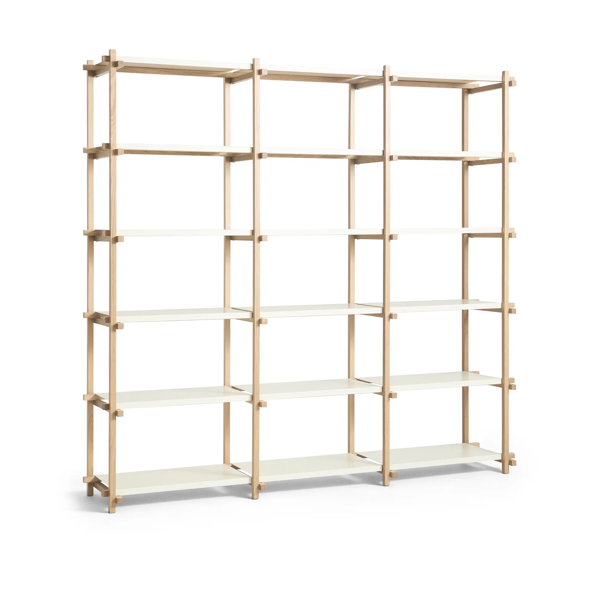 Woody hylla, Oak-almond white, high HAY