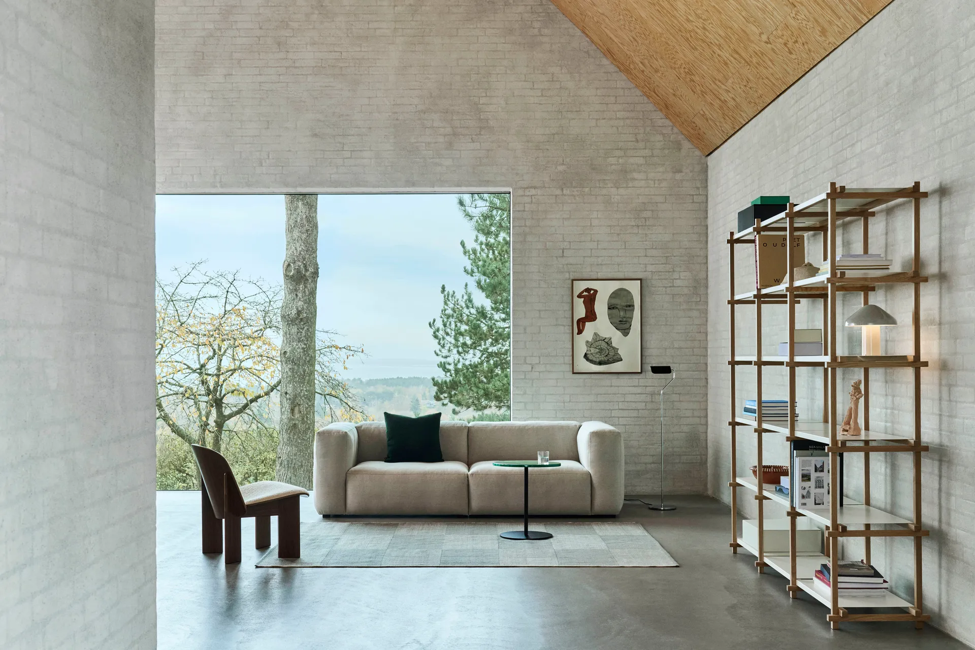 Woody hylla, Oak-almond white, high HAY