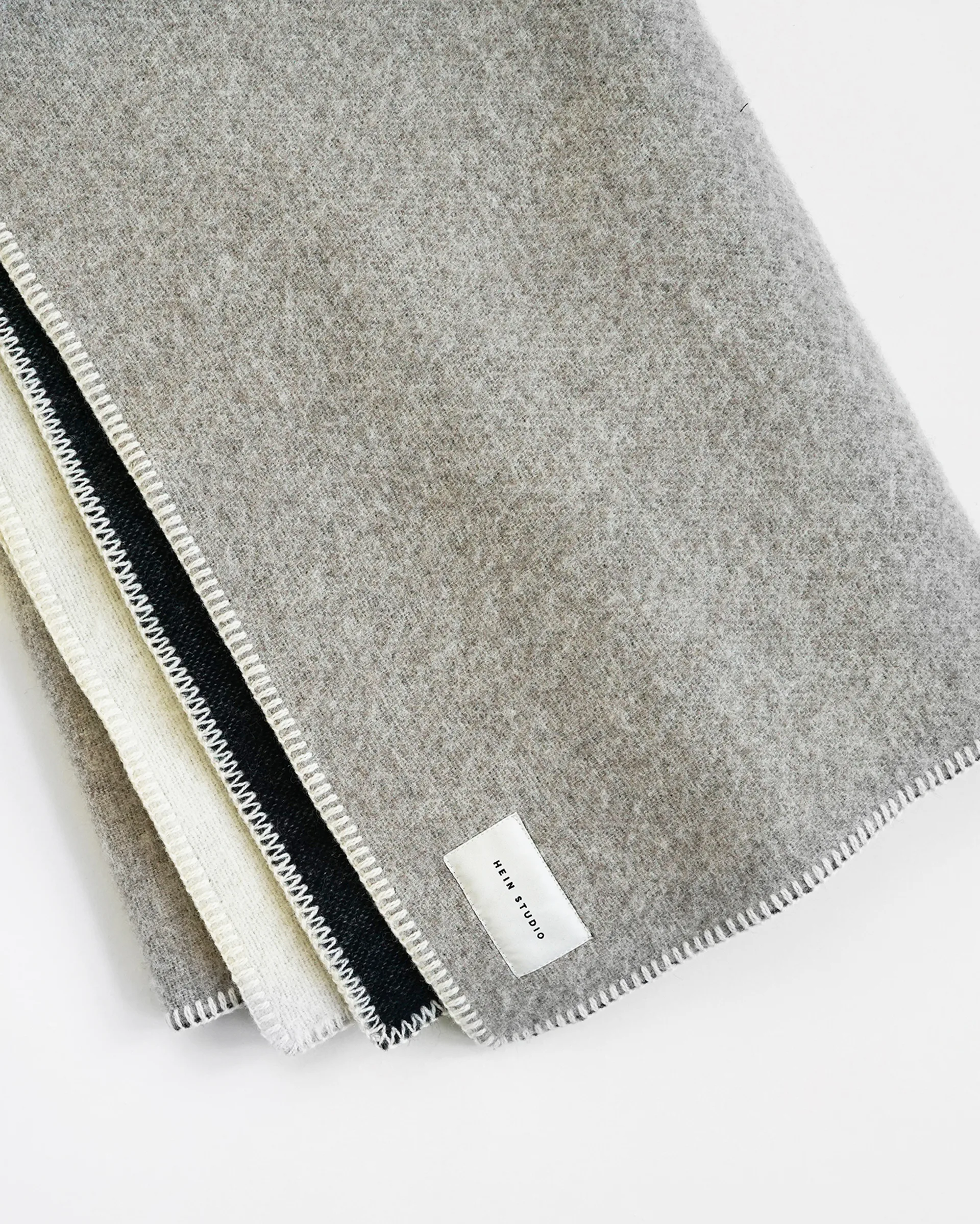 Cleo pläd 130x180 cm, No. 01 Hein Studio