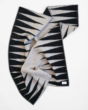 Ihalo pläd 130x180 cm - No. 01 - Hein Studio