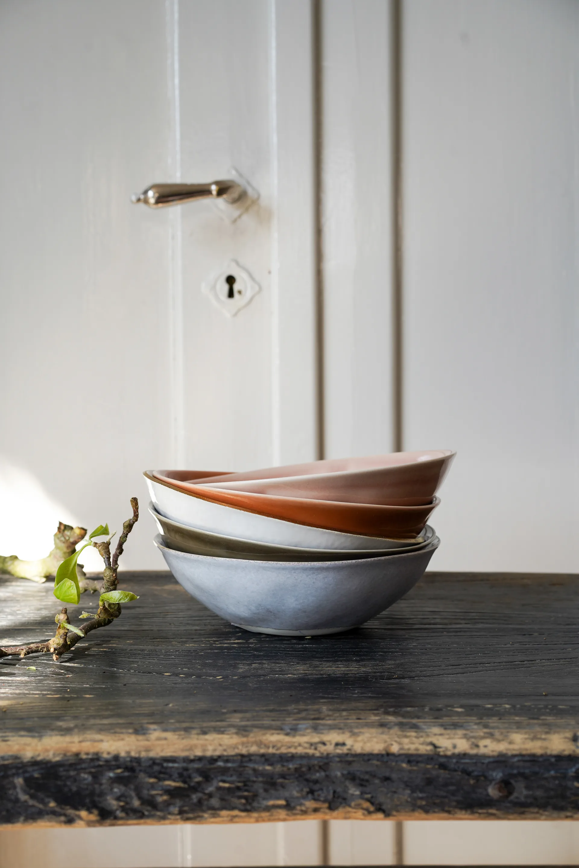 Heirol x Nosse Smooth djup tallrik Ø28 cm, Olive Heirol