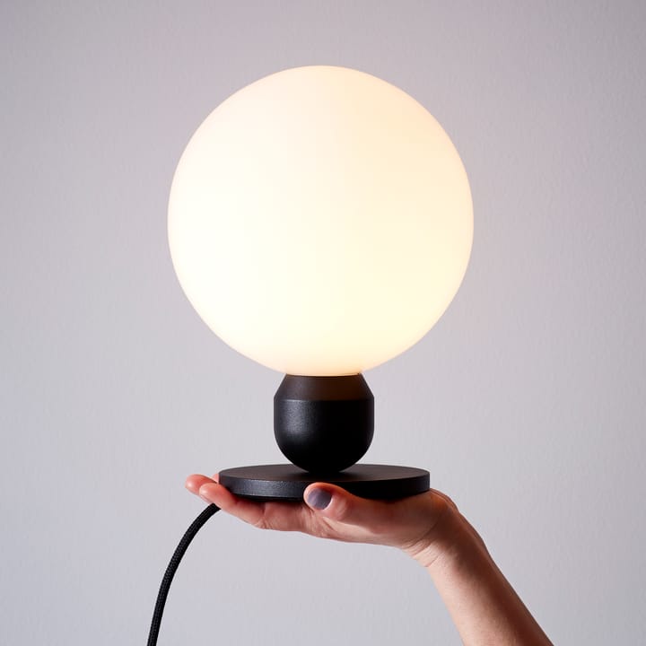 Atom bordslampa - Svart - Herstal