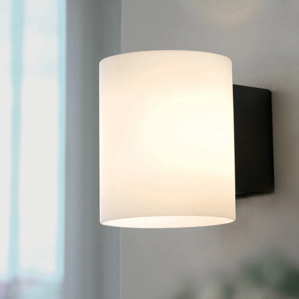 Evoke vägglampa small, Antracit-opal glas Herstal