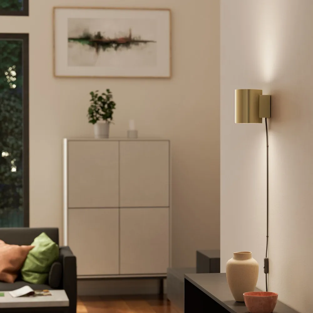 Evoke vägglampa small, Satin brass Herstal