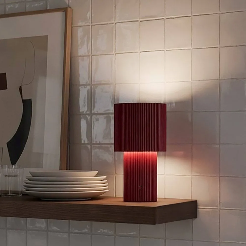Iluma bordslampa portabel, Röd Herstal