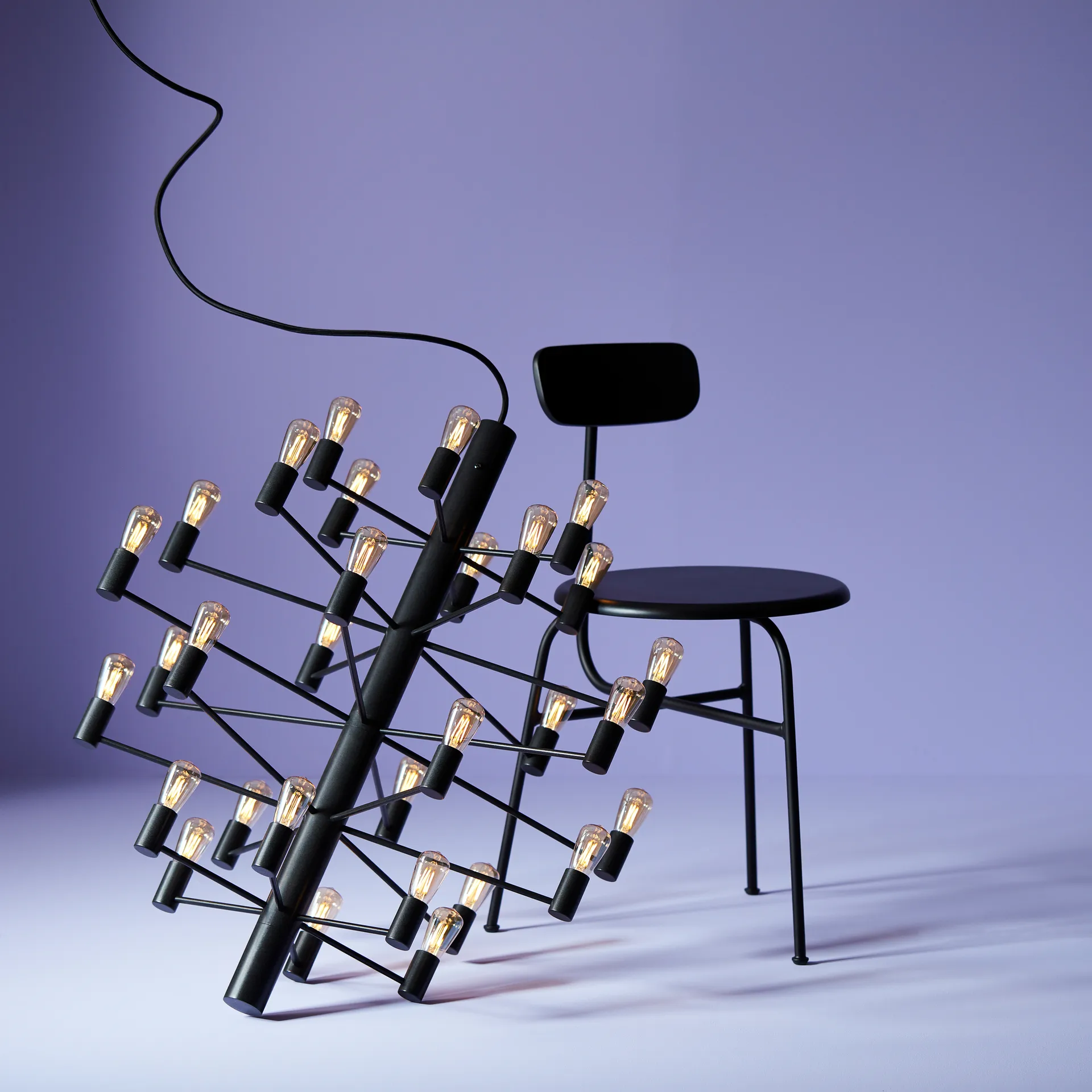 Manola 30 ljuskrona, Svart Herstal