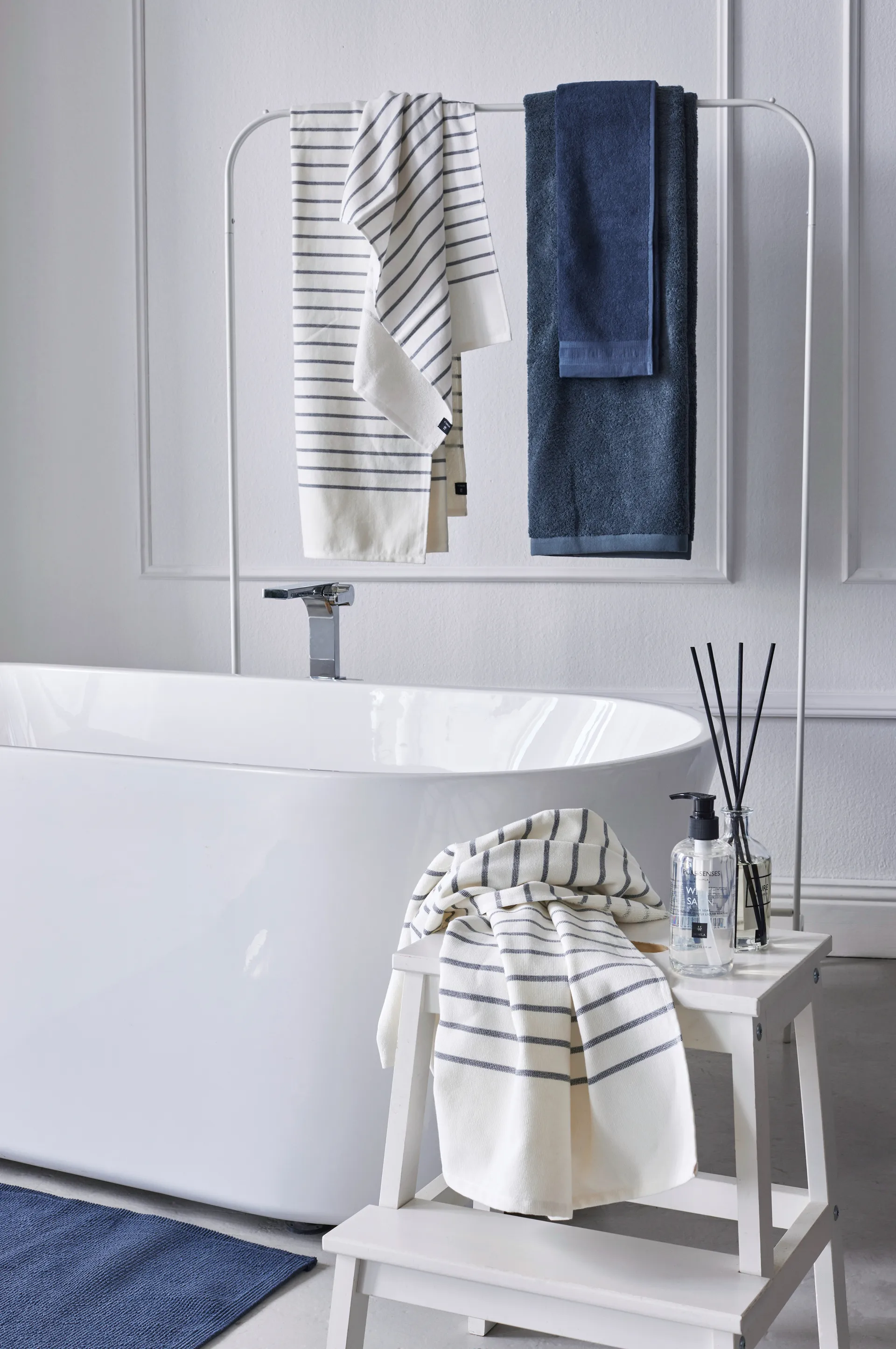 Habit handduk indigo, 76x150 cm Himla