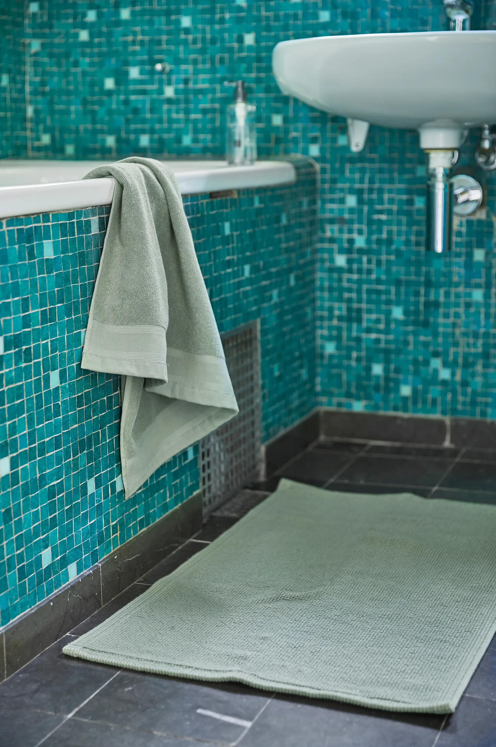 Love badrumsmatta 70x110 cm, Sage Himla