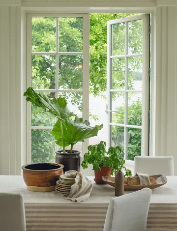 Riviera bordsduk 145x250 cm - Sand - Himla