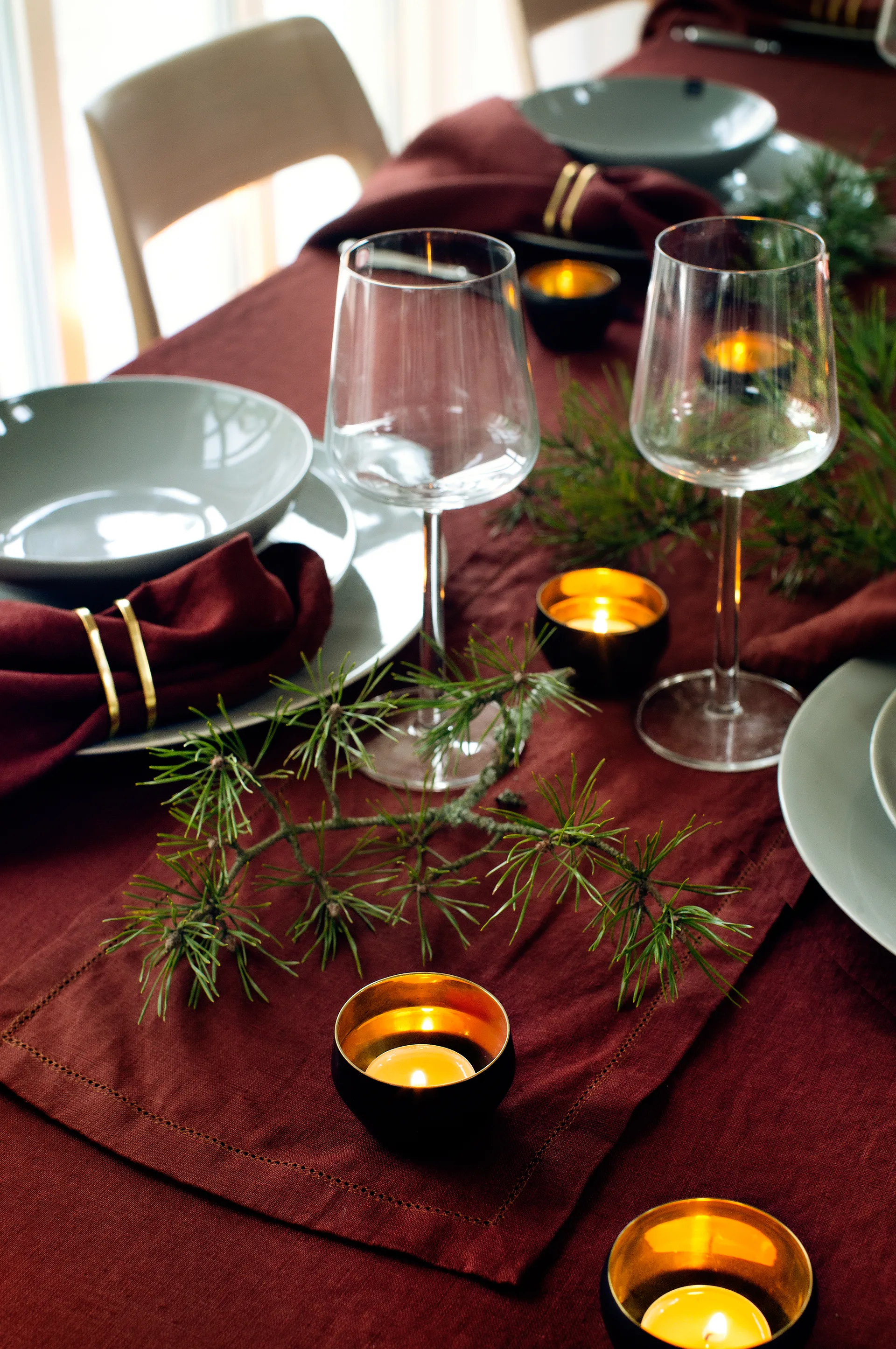 Sunshine duk 145x330 cm, Lingonberry (röd) Himla