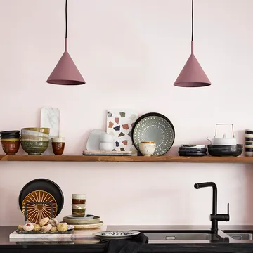 Triangle taklampa M - Matt purple - HKliving
