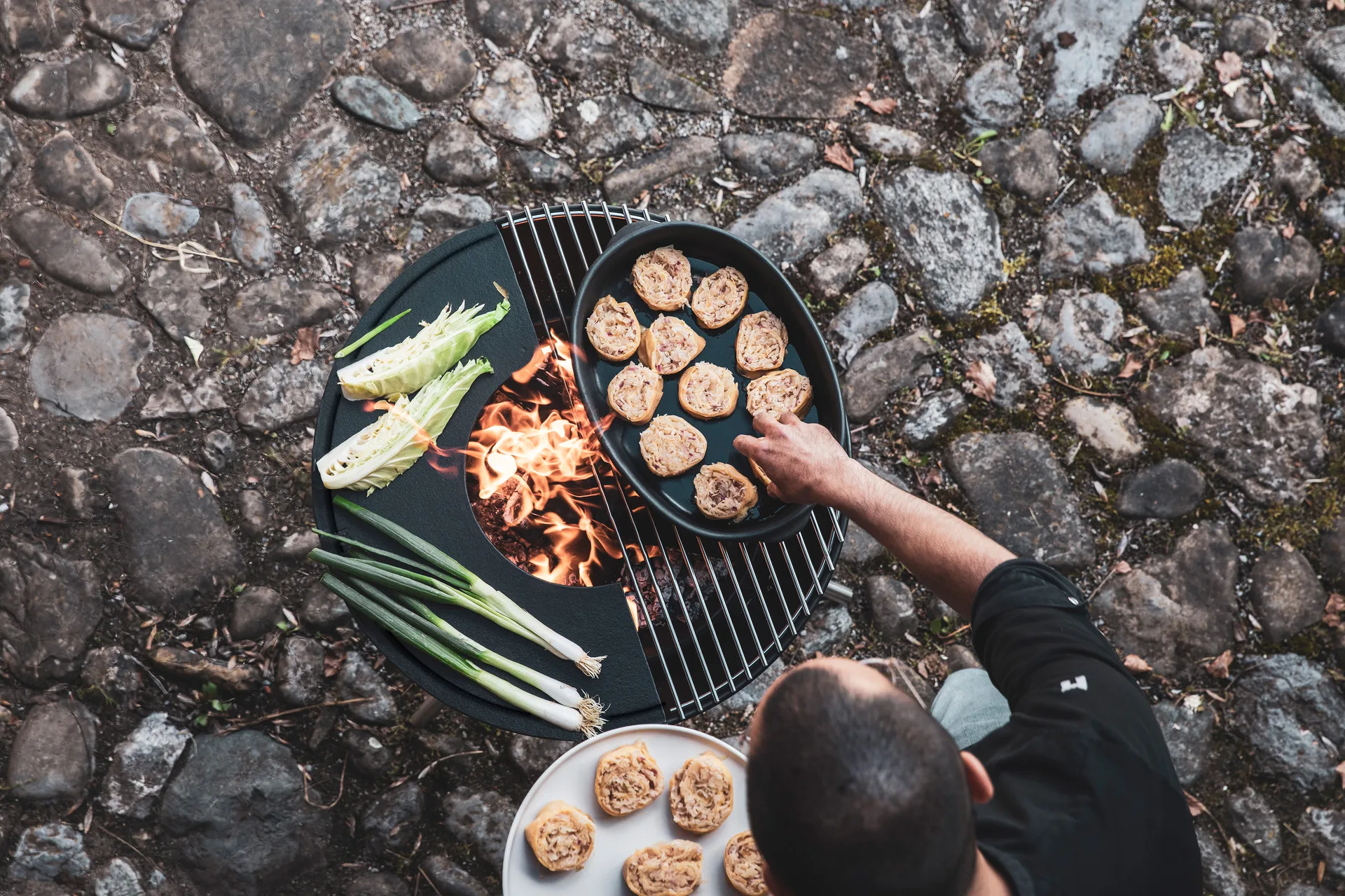 BOWL 57 eldstad, Svart-silver, tripodstativ Höfats