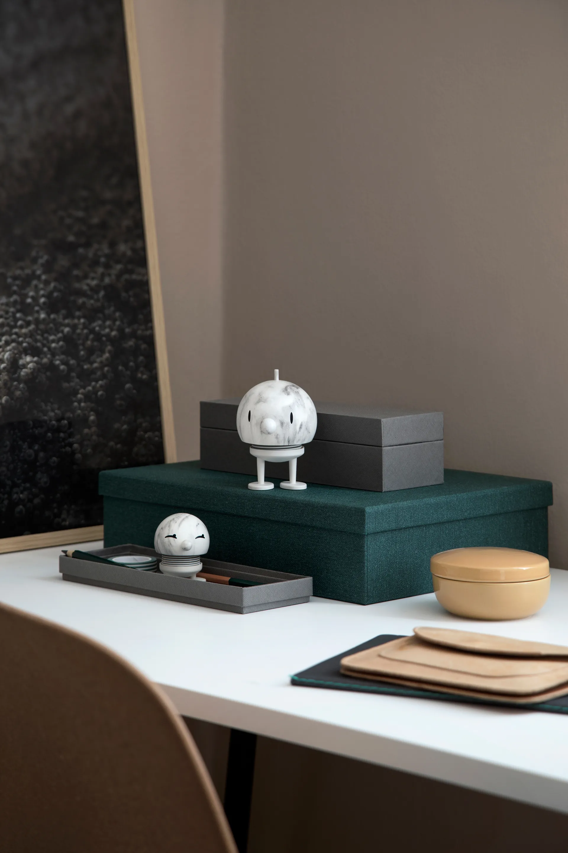 Hoptimist Soft Bumble M figur, Marble Hoptimist