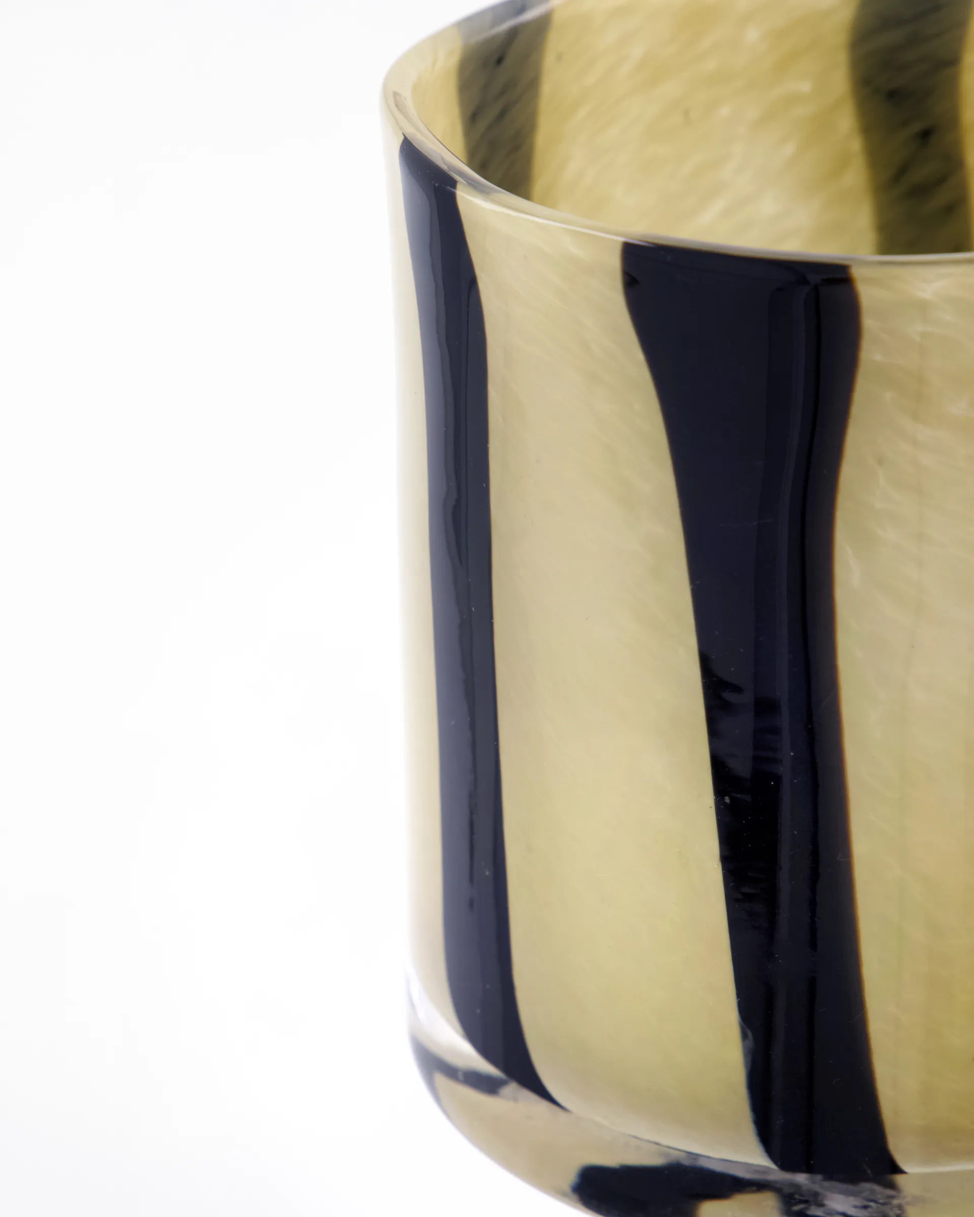 Blur värmeljushållare Ø9 cm, Svart House Doctor