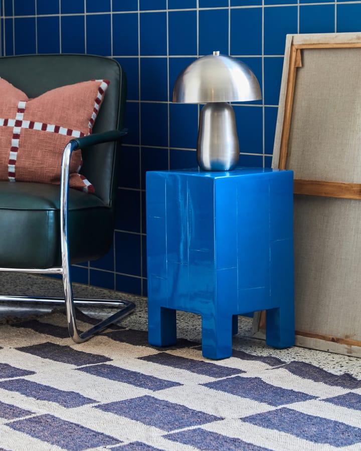 Brick sidobord, Blå House Doctor