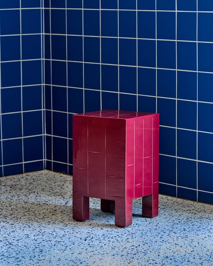 Brick sidobord, Röd House Doctor