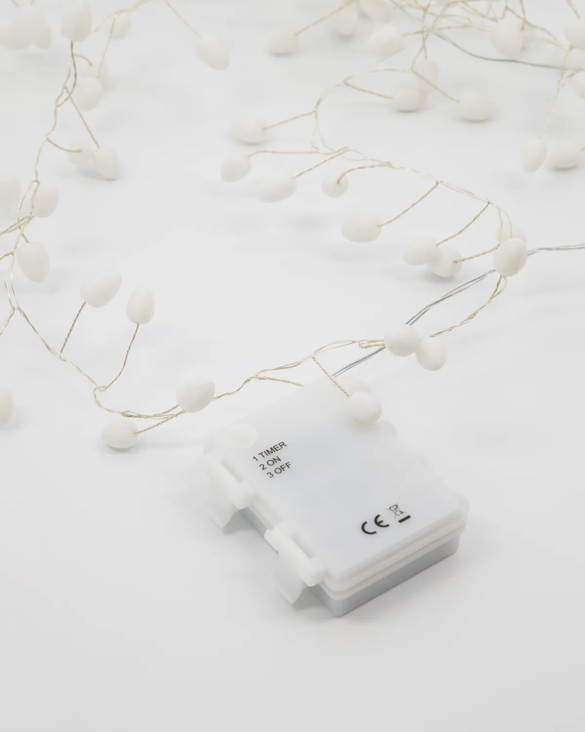 Cher ljusslinga 250 cm, Vit-silver House Doctor