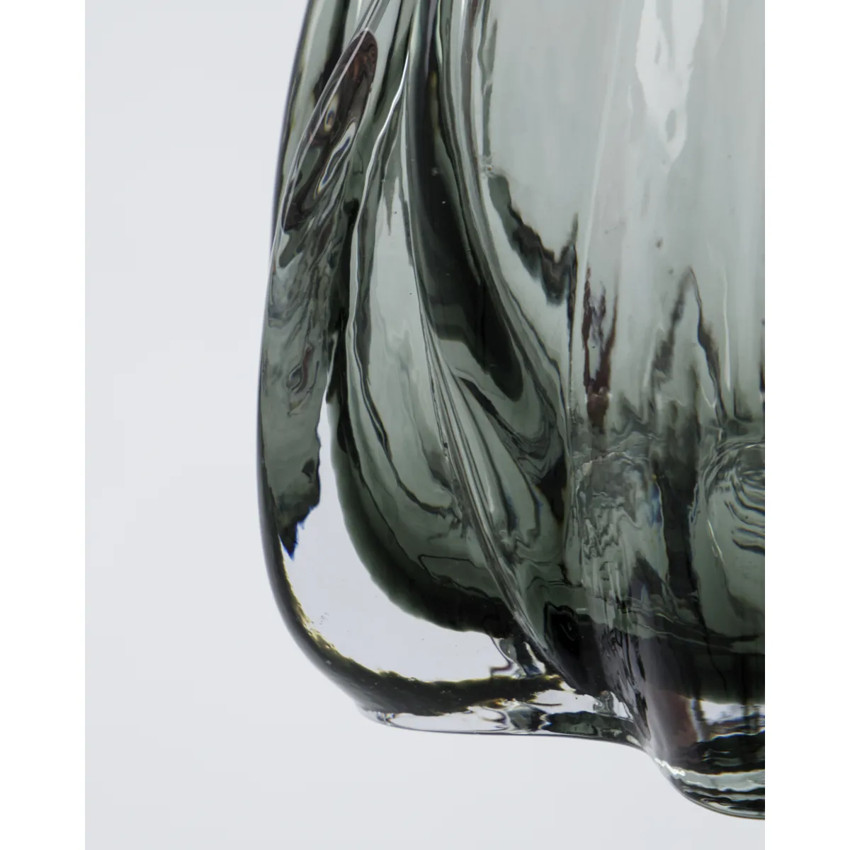 Curva värmeljusstake, Rökig grå House Doctor