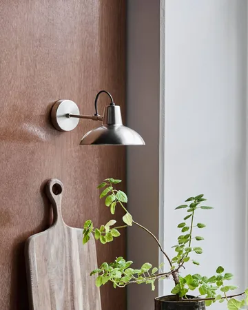 Desk vägglampa 30 cm - Borstad silverfärg - House Doctor
