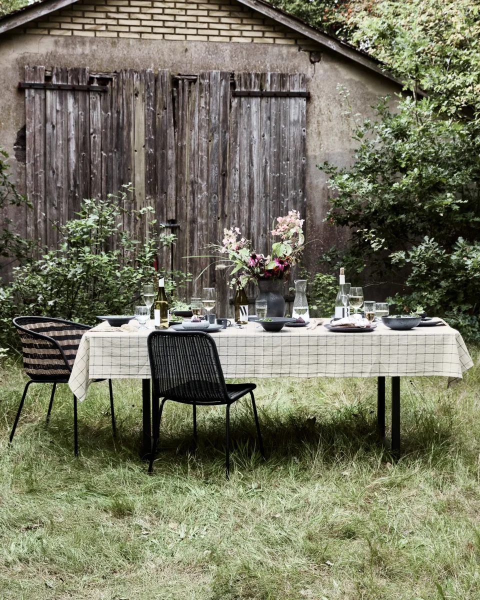 Join bordsduk 150x260 cm, Svart-off white House Doctor