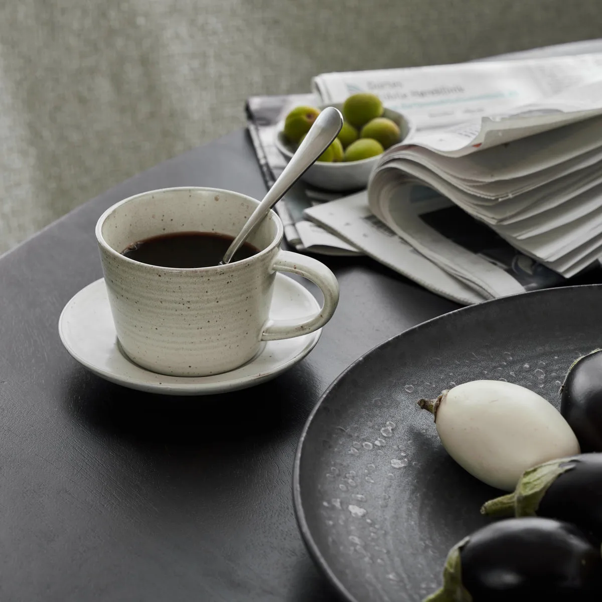 Pion kopp med fat 23 cl, Grå-vit House Doctor