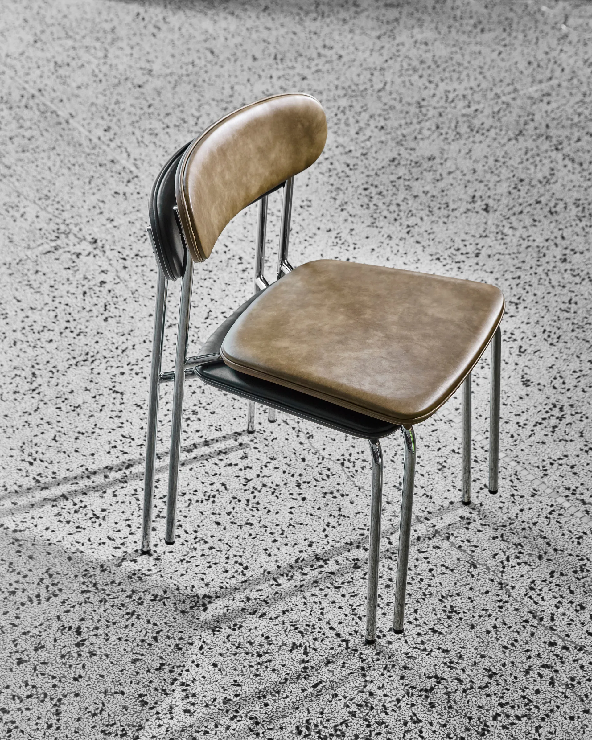 Pova stol, Crome-khaki House Doctor