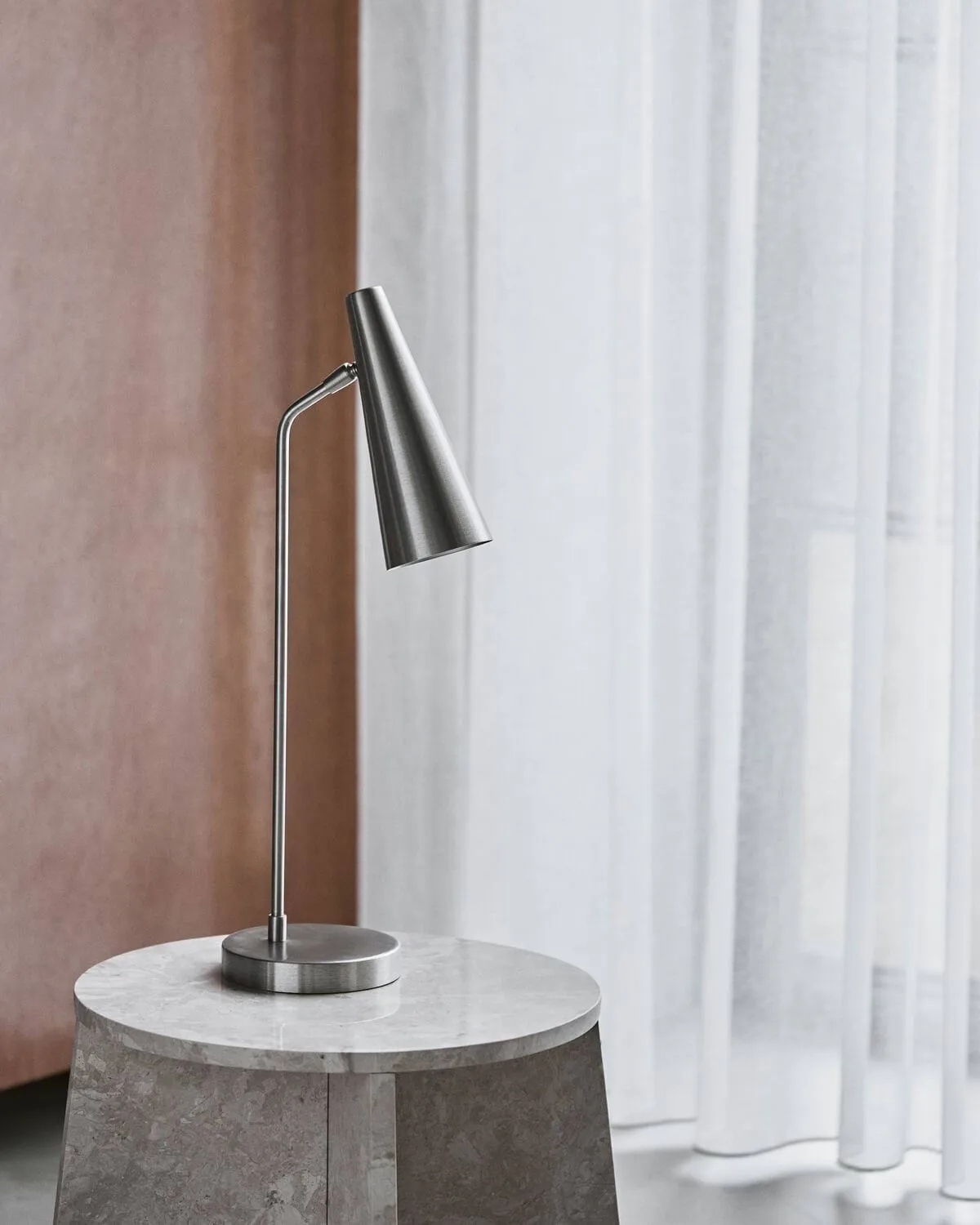 Precise bordslampa, Silver finish House Doctor