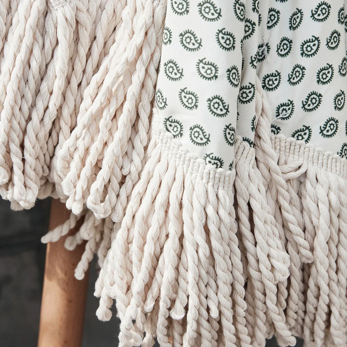 Umbra parasoll Ø200 cm, Grön-sand House Doctor