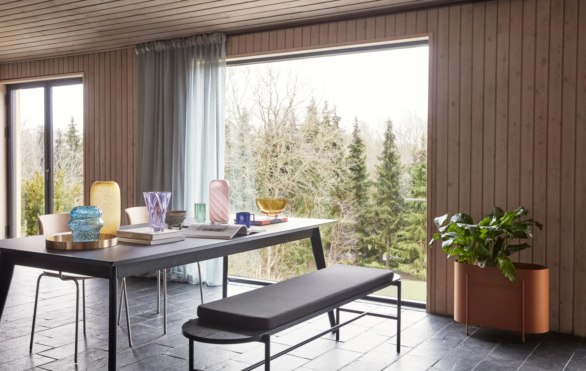 Aurora vas, Blue Hübsch Interior