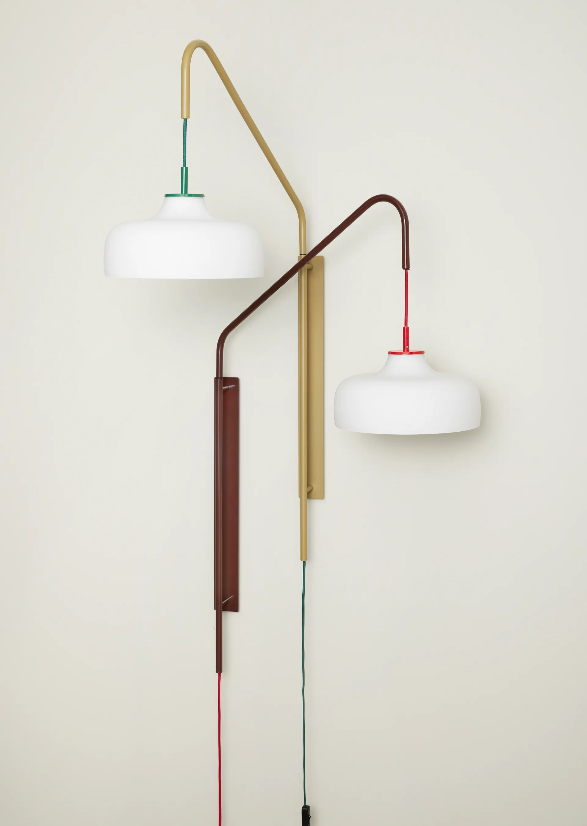 Current vägglampa, Red Hübsch Interior