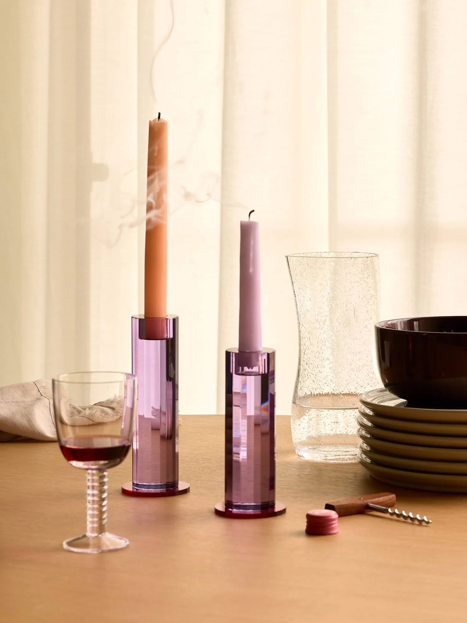 Cut ljushållare 2 delar, Purple Hübsch