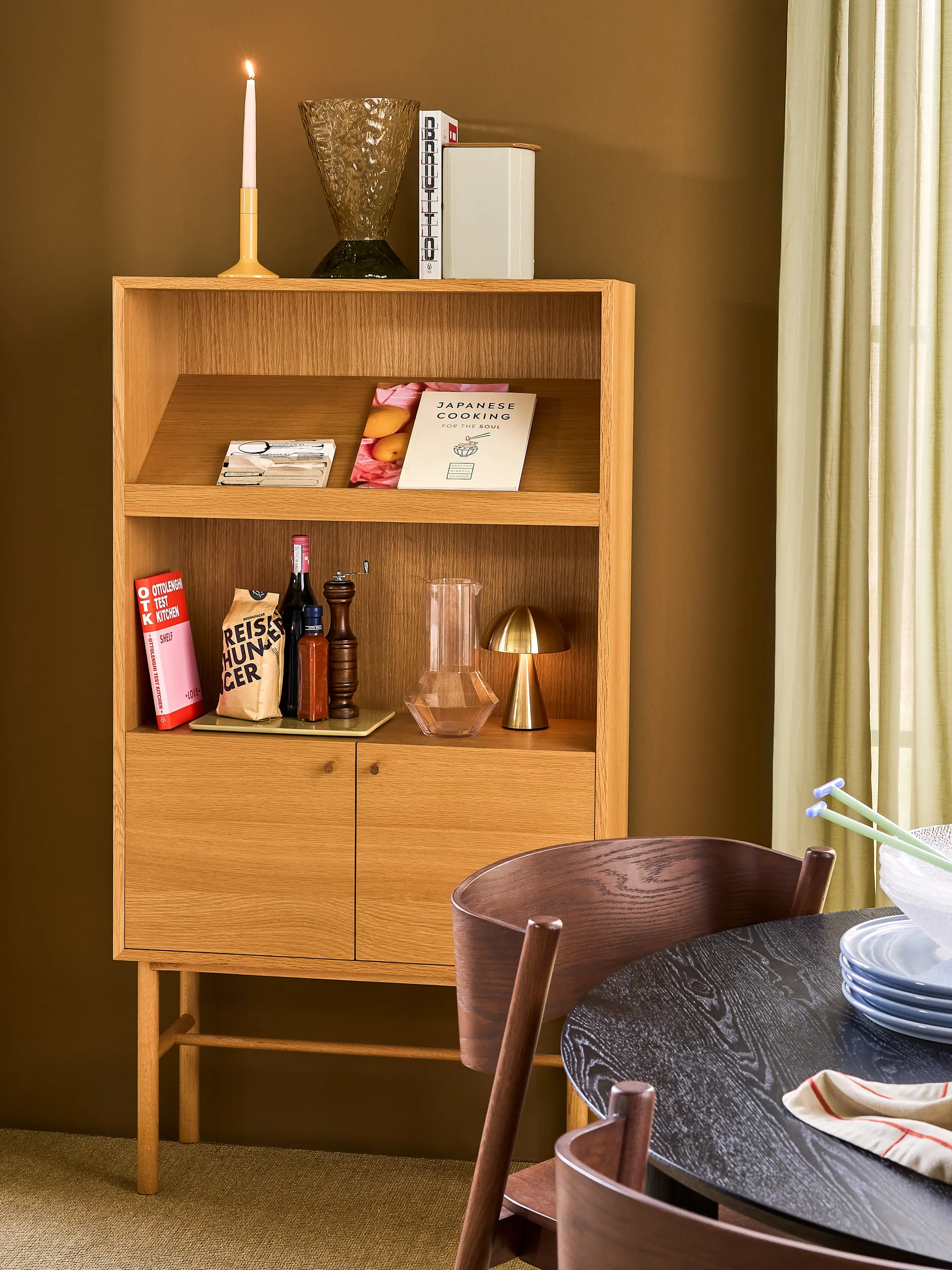 Mush portabel bordslampa, Brass Hübsch Interior