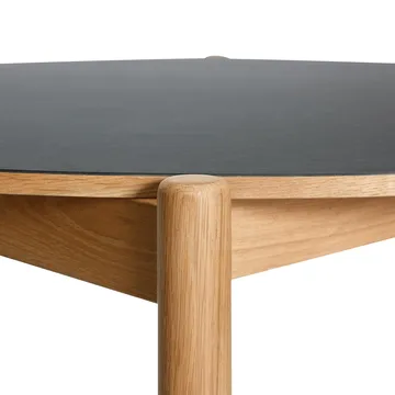 Oblique matbord - Black, Ø126 cm - Hübsch