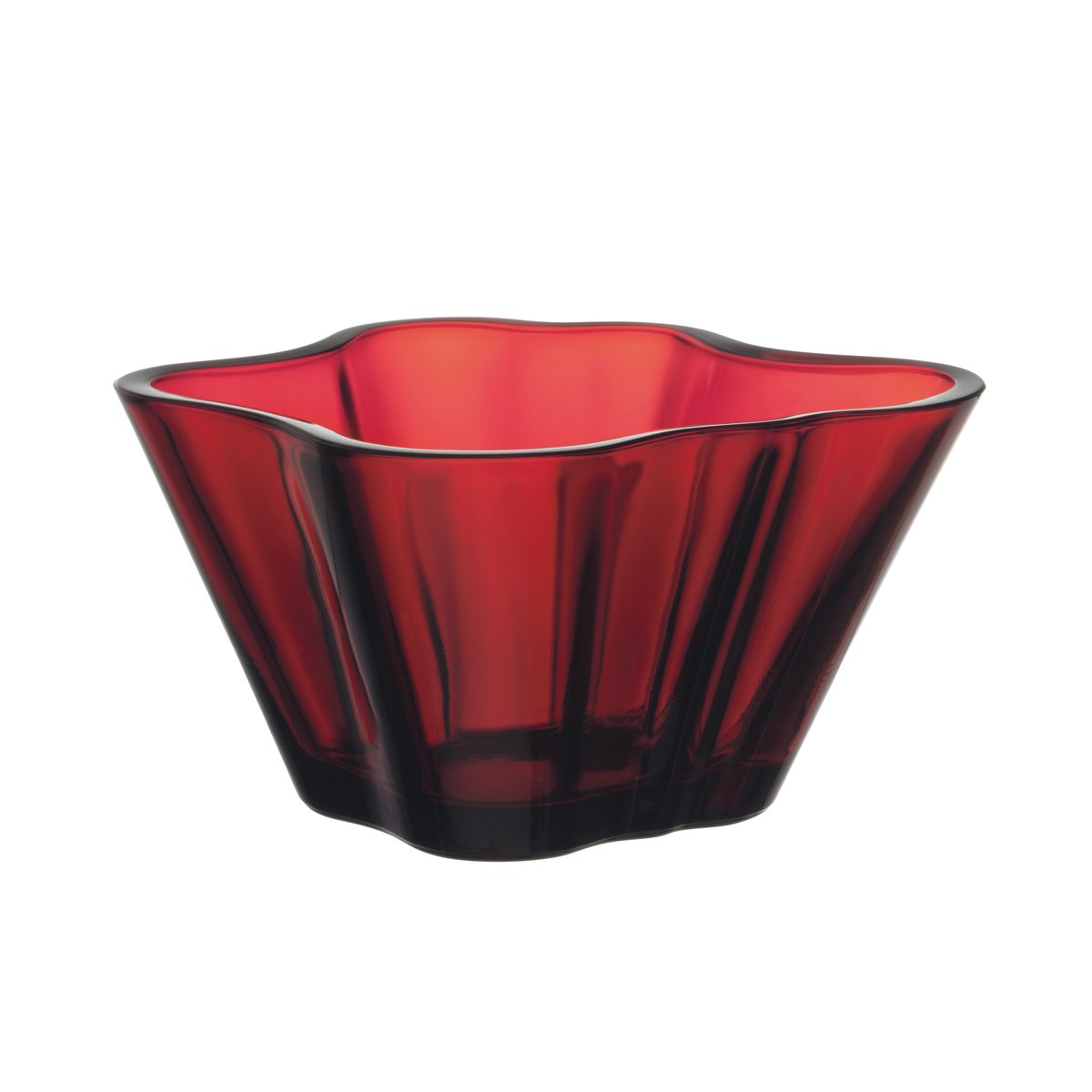 Klassisk vas från Iittala. Designer: Alvar Aalto