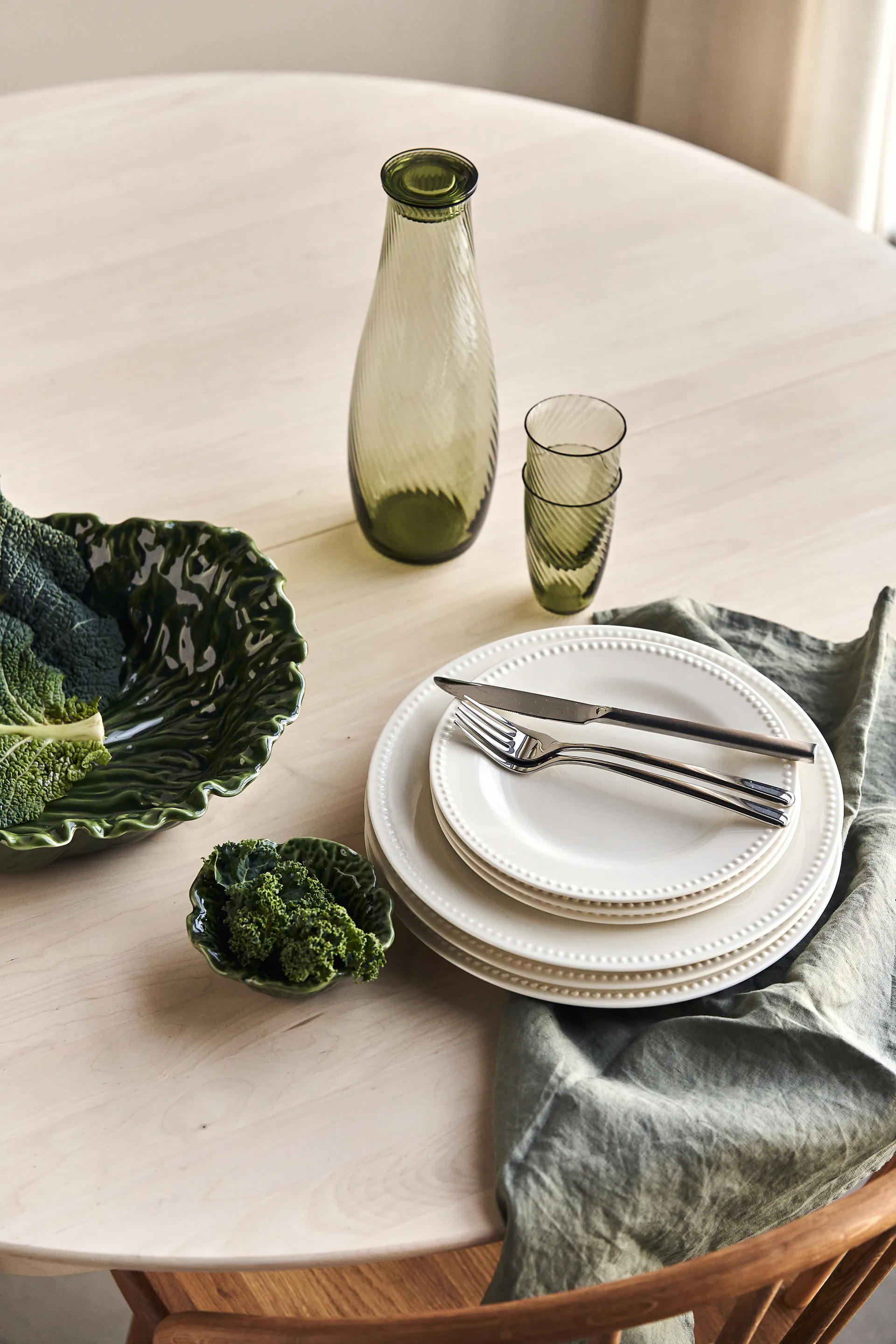 Essence & Dots startset middag 32 delar - Cremevit,  Iittala
