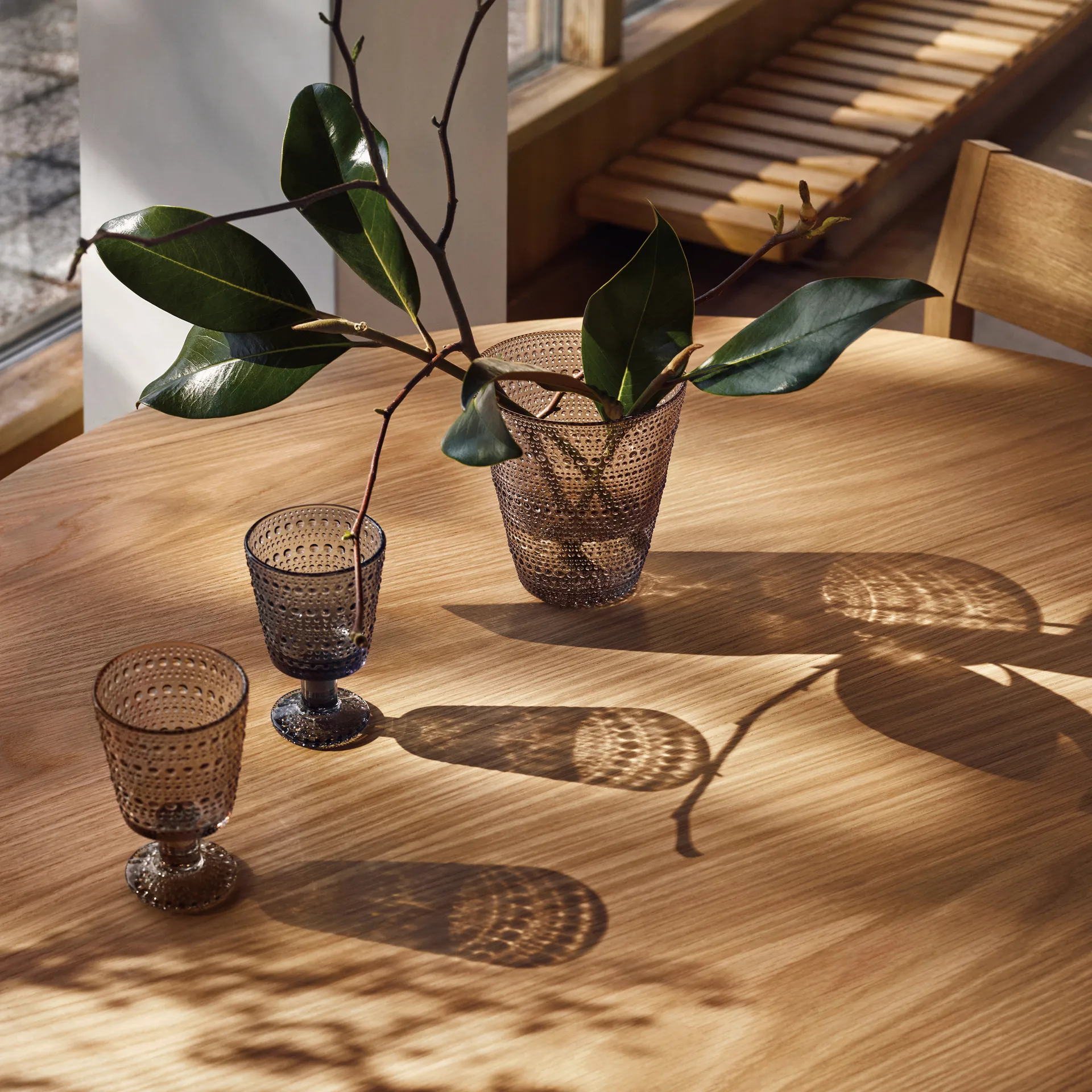 Kastehelmi vas, Linne Iittala