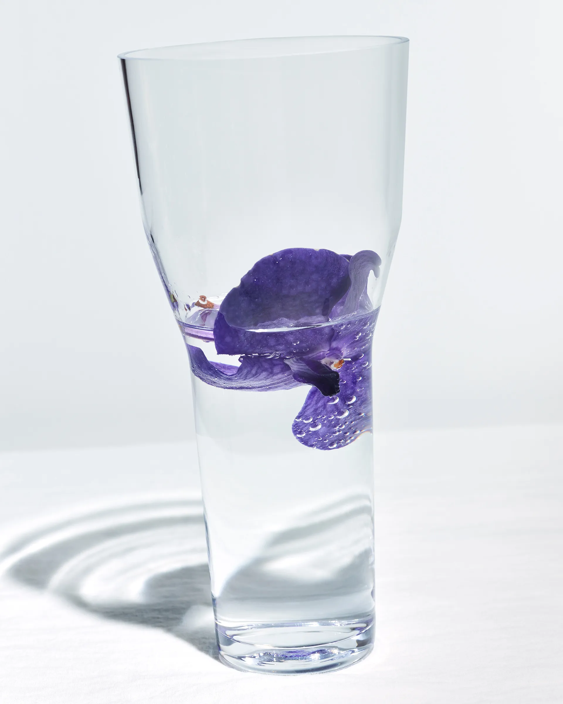 Solare vas hög Ø12x26 cm, Klar Iittala