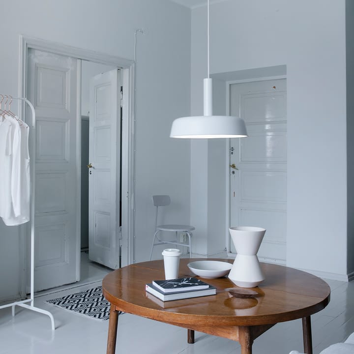Café 370 pendel - svart - Innolux