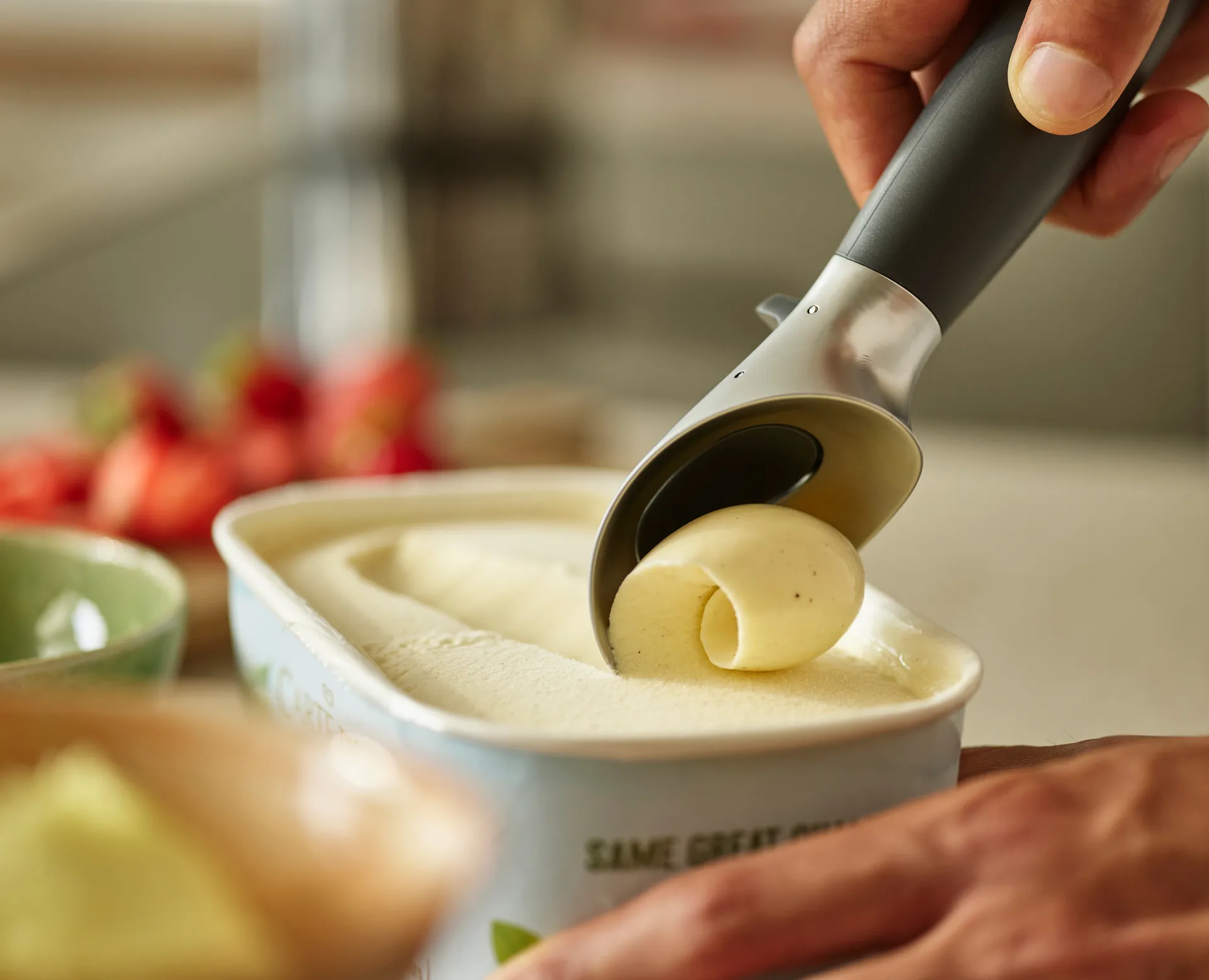 Elevate glasskopa 21 cm, Grå Joseph Joseph