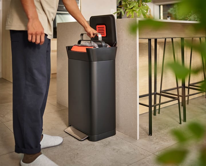Joseph Joseph Titan trash compactor pedalhink 30 L, Carbon black Joseph Joseph