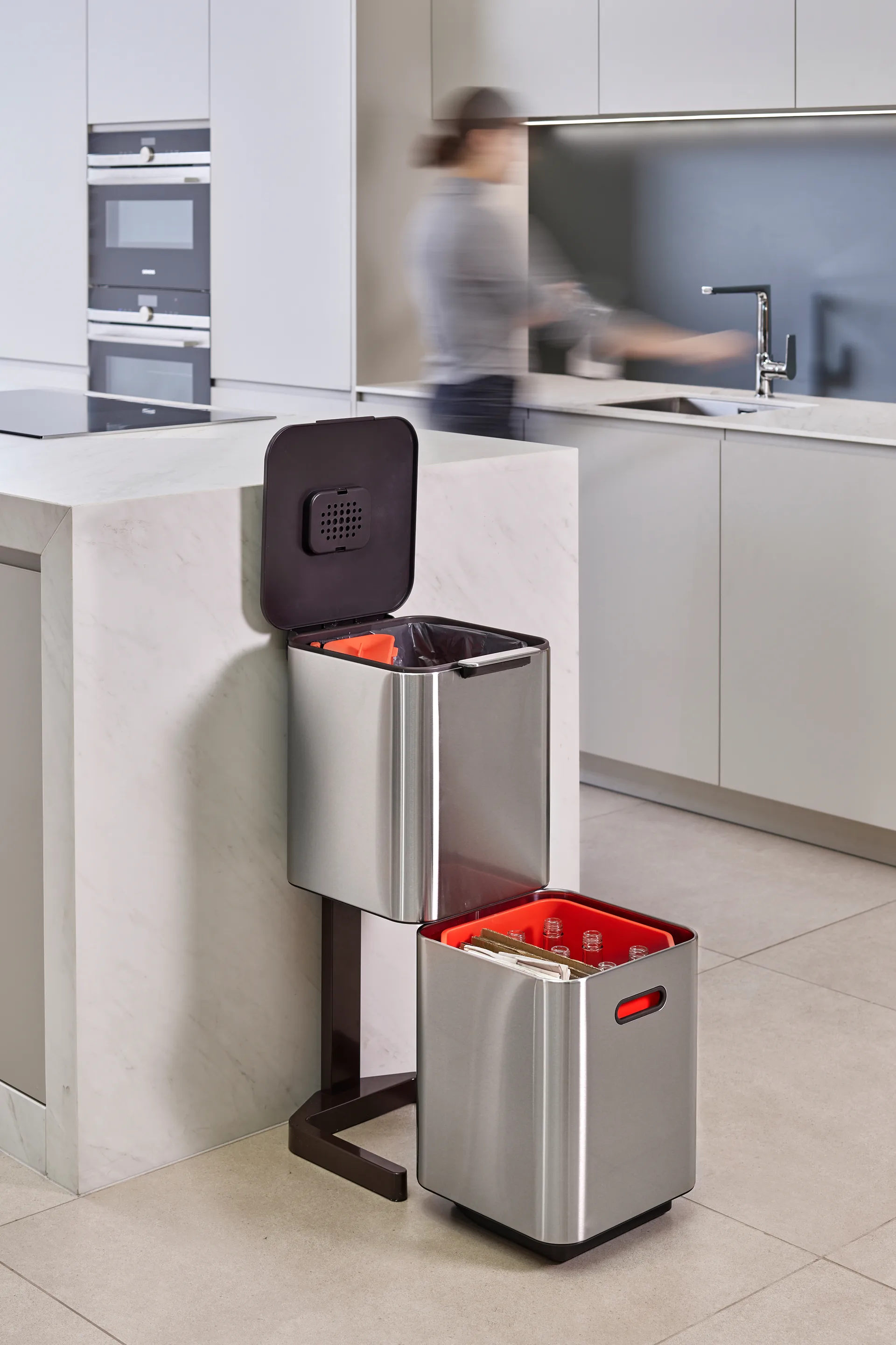 Joseph Joseph Totem Compact soptunna 40 L, Stainless steel Joseph Joseph