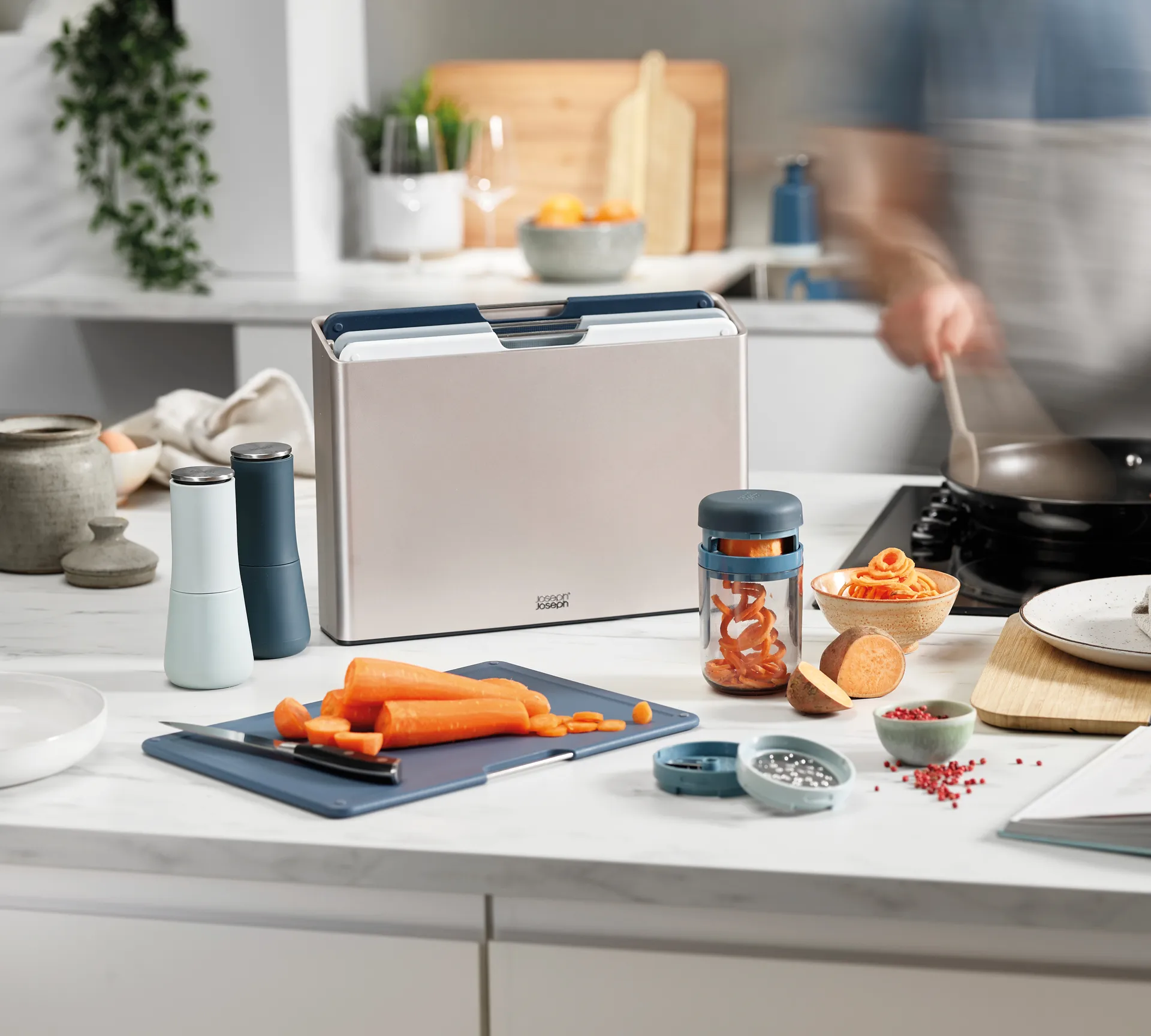 Milltop editions salt- och pepparkvarn 16,9 cm, Blå Joseph Joseph