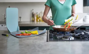 Nest chop skärbräda - Opal - Joseph Joseph