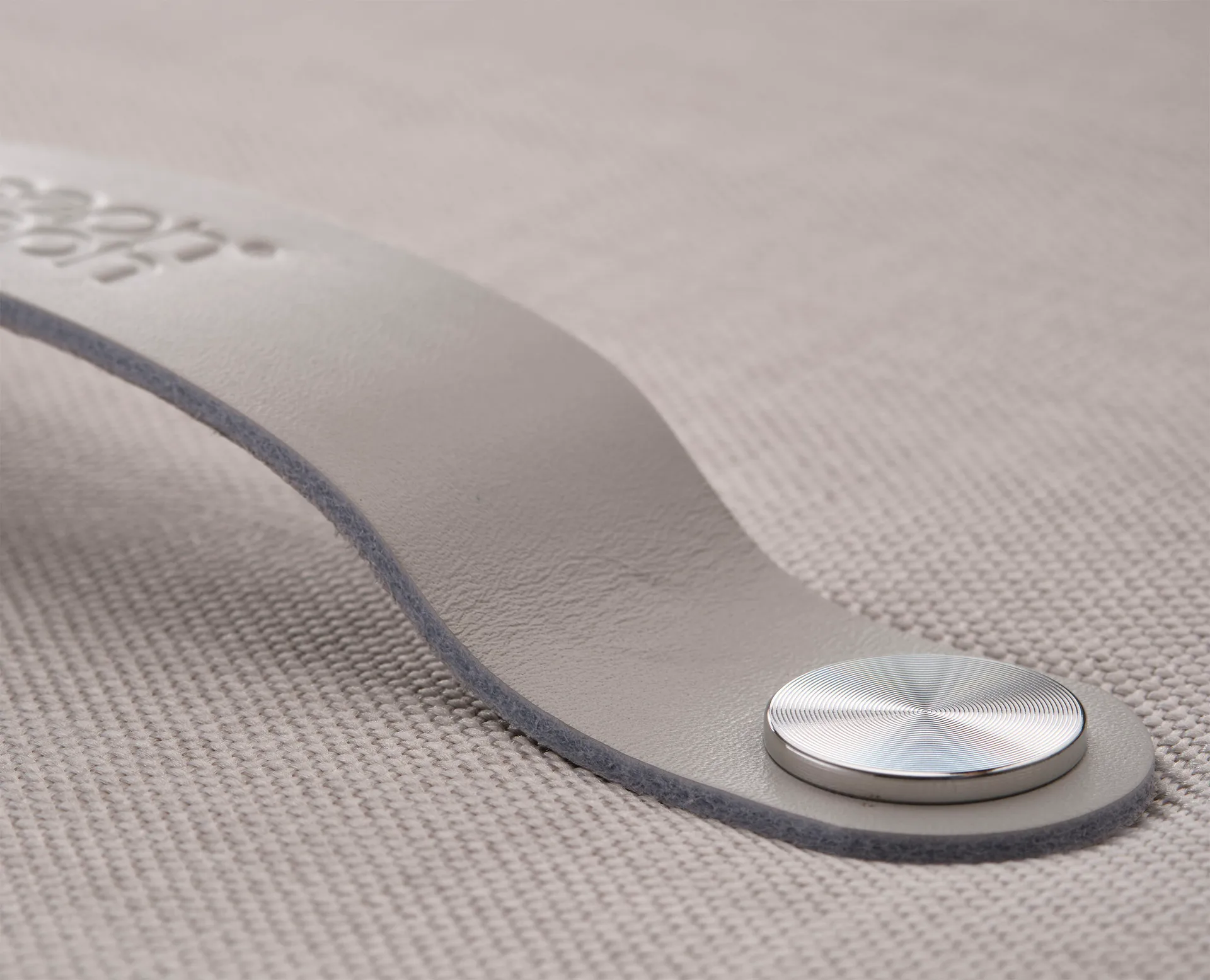 Tota Luxe tvättkorg 90 L, Ecru Joseph Joseph