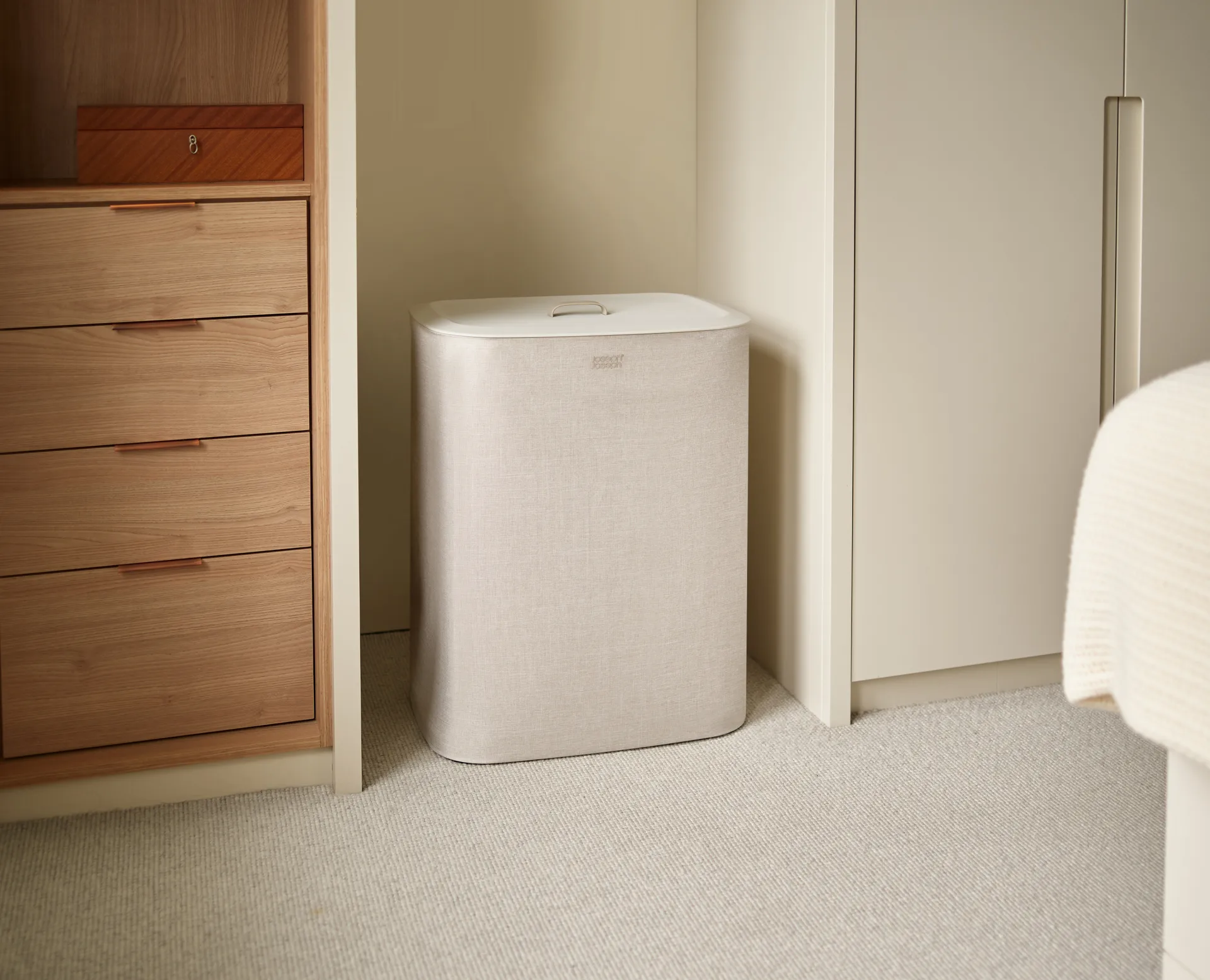 Tota tvättkorg 90 L, Ecru Joseph Joseph