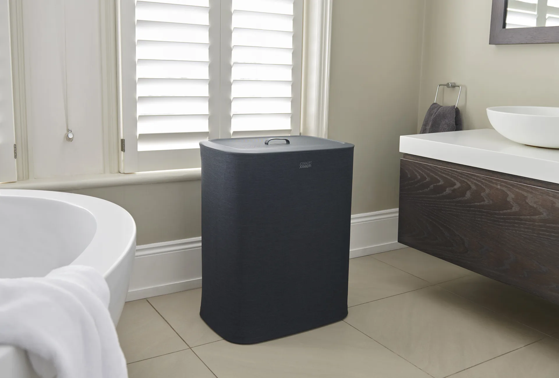 Tota tvättkorg 90 L, Svart Joseph Joseph