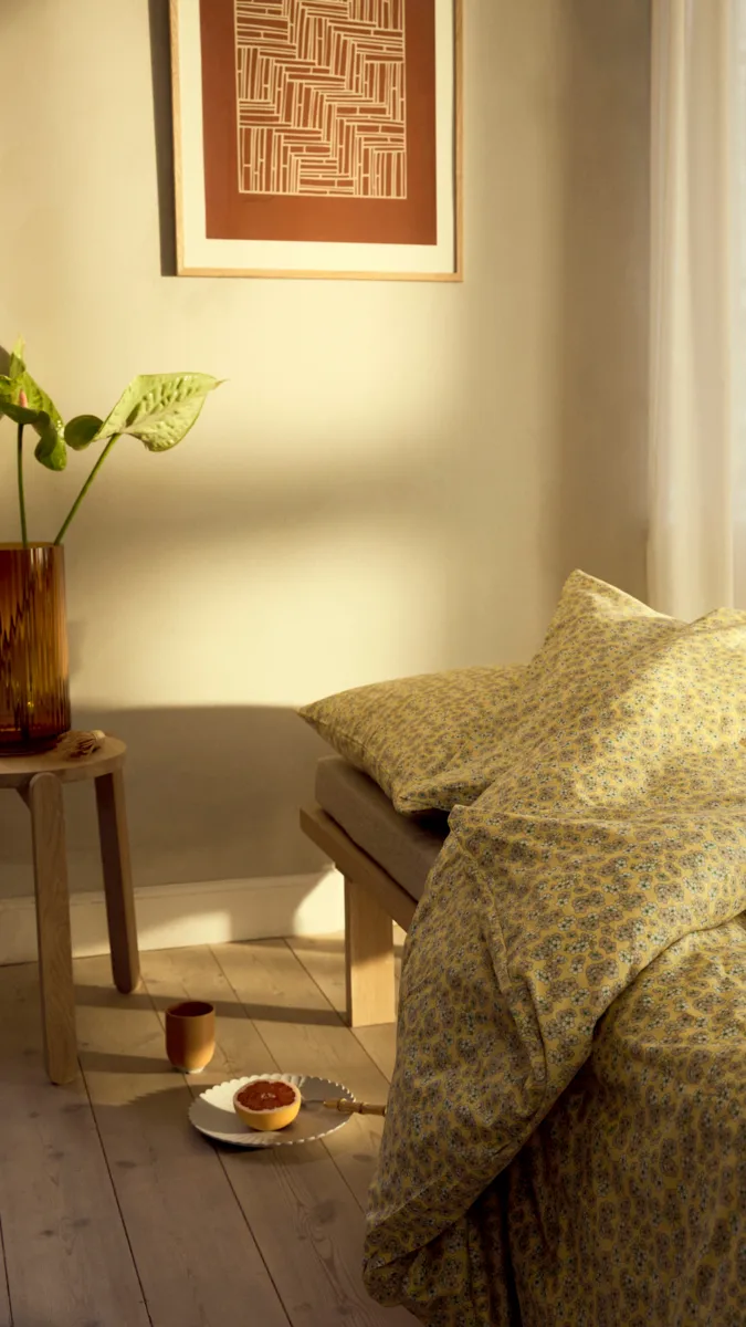 Pleasantly bäddset 220x220 cm, Gul Juna