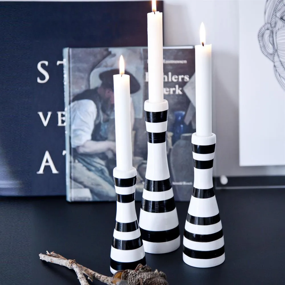 Omaggio ljusstake mellan, svart Kähler