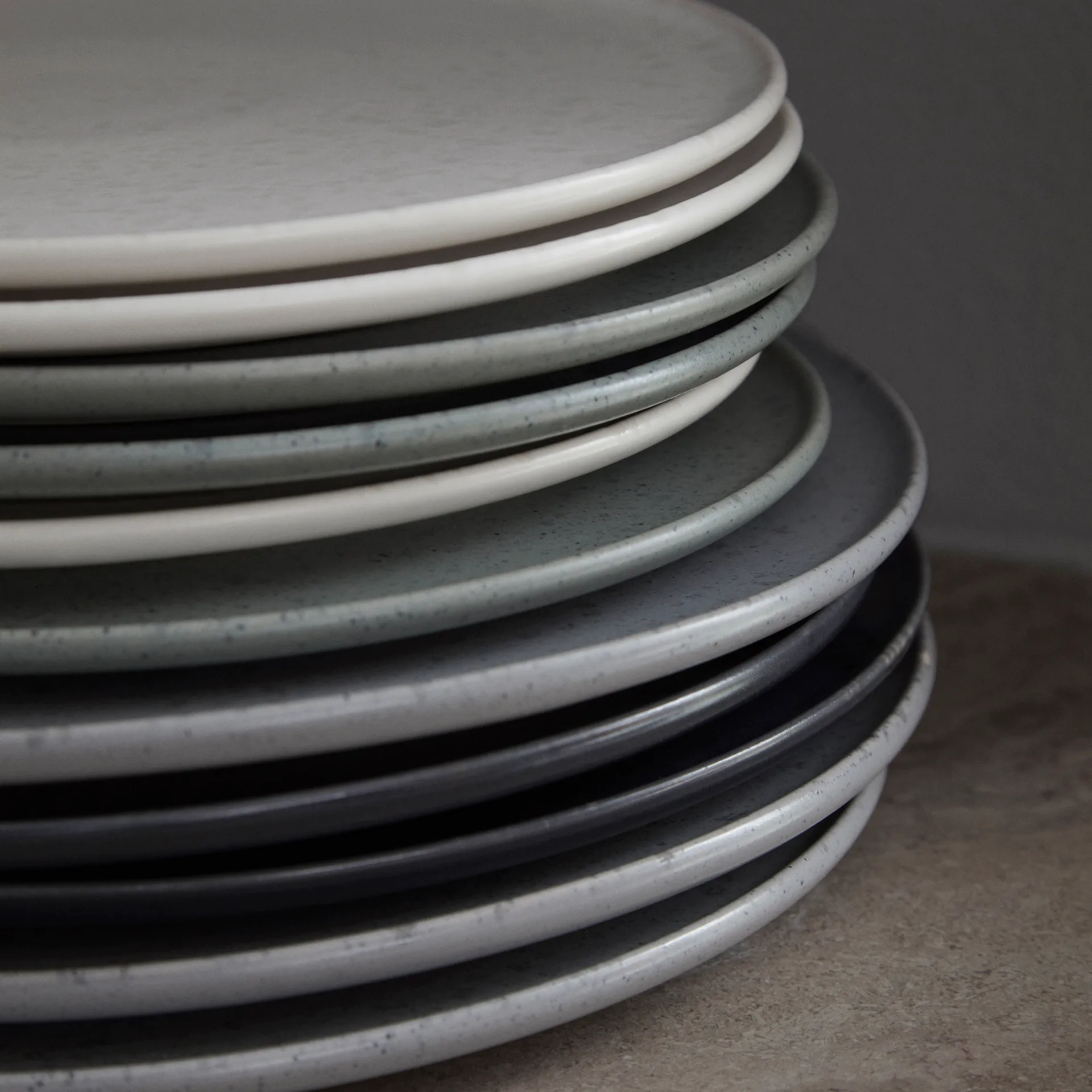 Ombria tallrik Ø 27 cm, slate grey (grå) Kähler